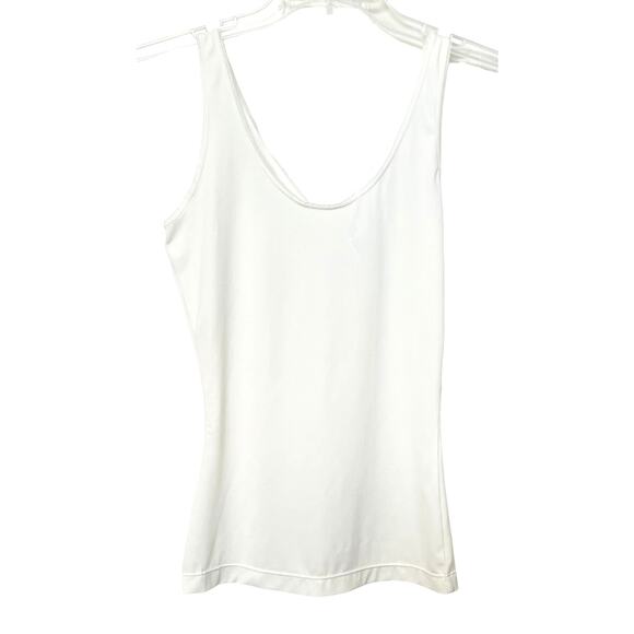 RED HOT BY SPANX ROUND NECK TANK TOP, WOMENS, L, SOLID WHITE,, 1” SHOULDER STRAP - Picture 1 of 10